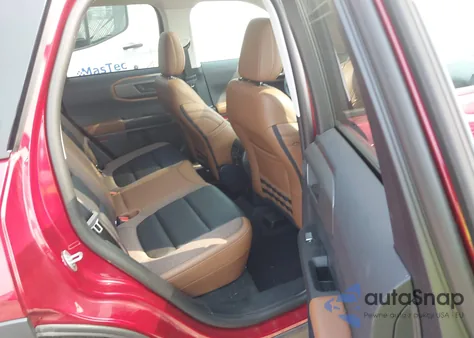 2025 Ford Bronco Sport Outer Banks z USA, uszkodzony, nr VIN 3FMCR9CN0SRE05272